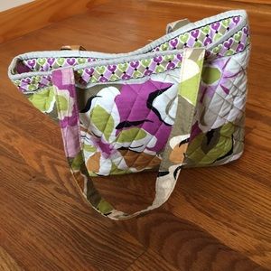 Small Vera Bradley hand bag